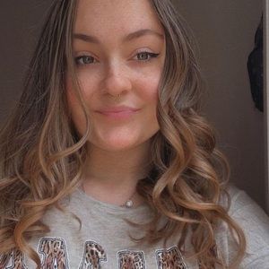 Meet your Posher, Ashlyn